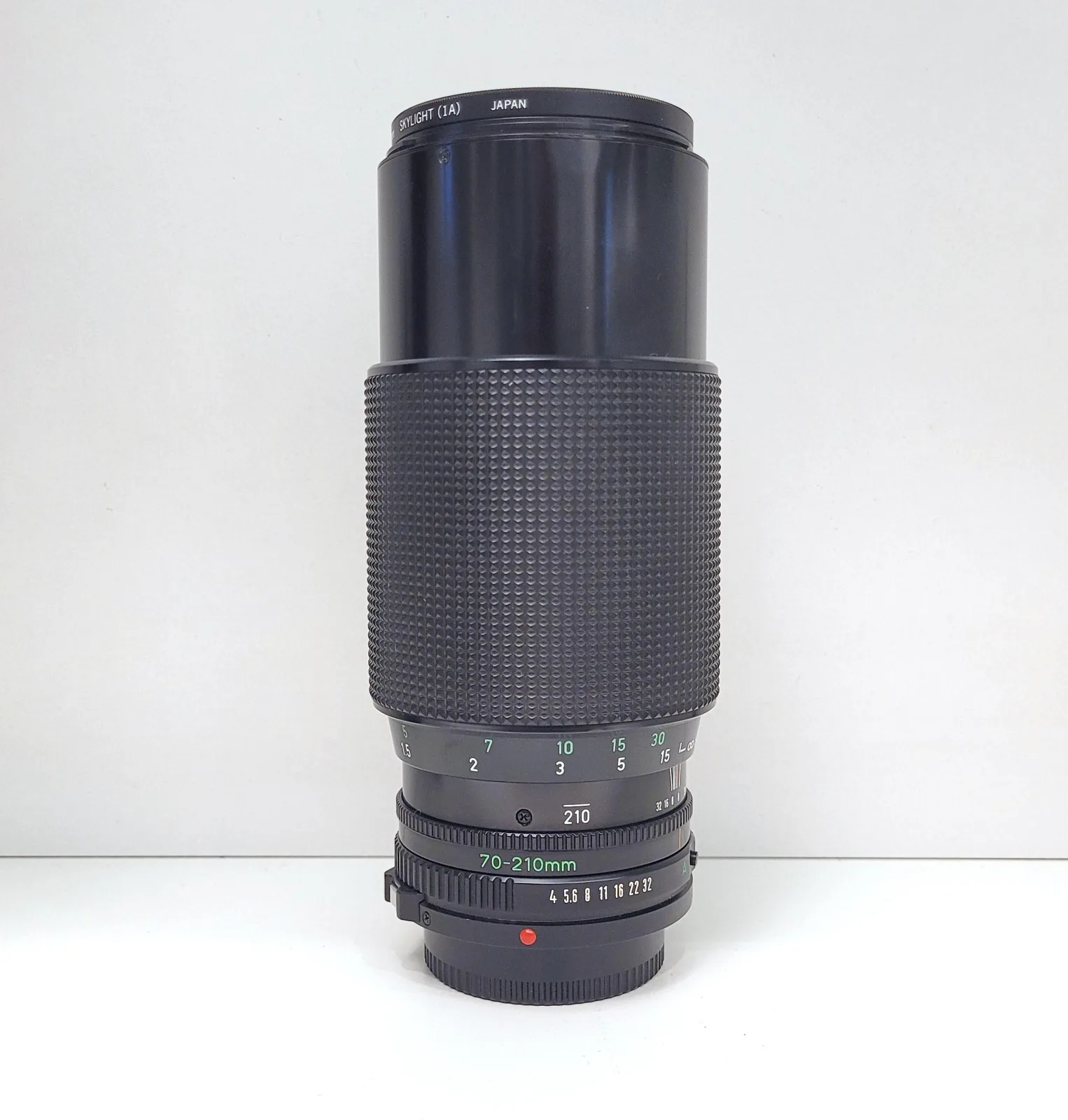 Canon FD 70-210mm f/4 obiettivo usato per fotografia analogica