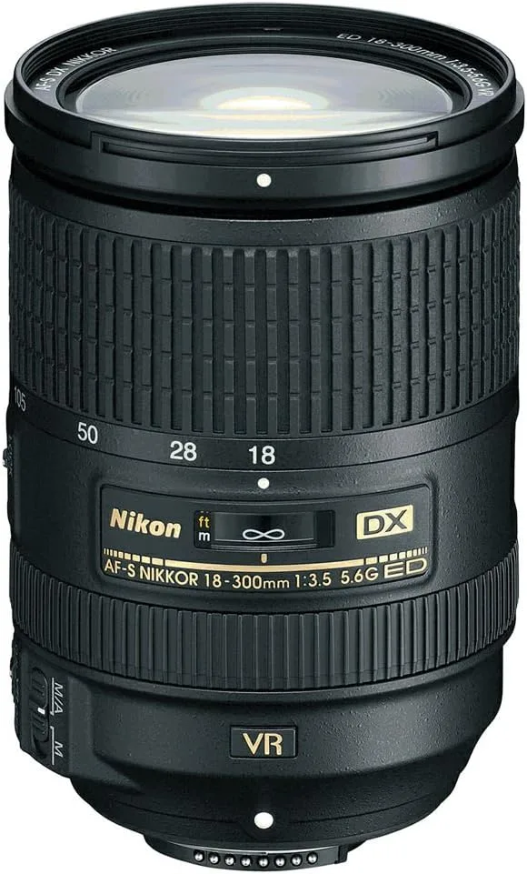 Nikon AF-S 18-300mm f/3.5-5.6 G ED VR in condizioni impeccabili