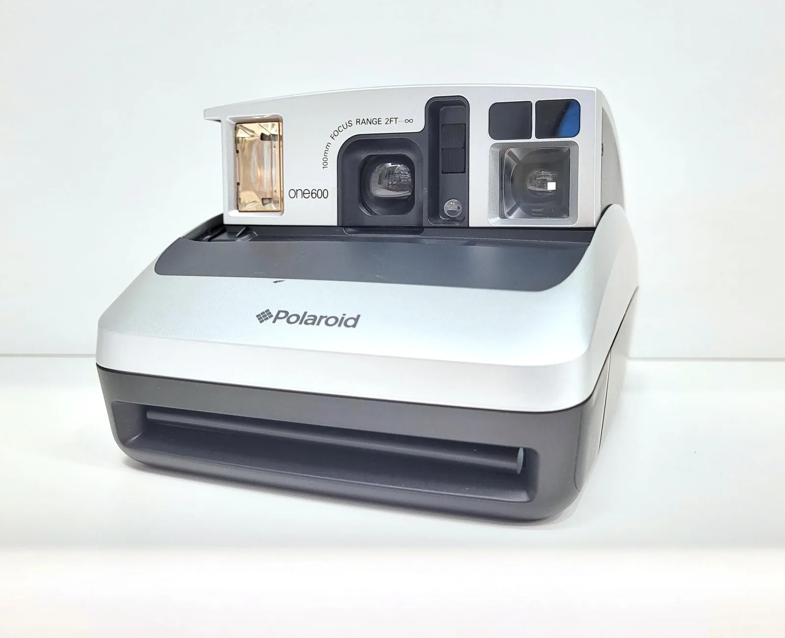 Polaroid One 600 fotocamera istantanea vintage